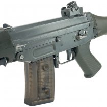 SIG SG 550 Stgw90 .223 Rem / GP90 Condition Used - Green